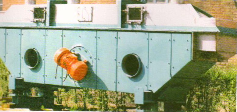 振動(dòng)硫化干燥機